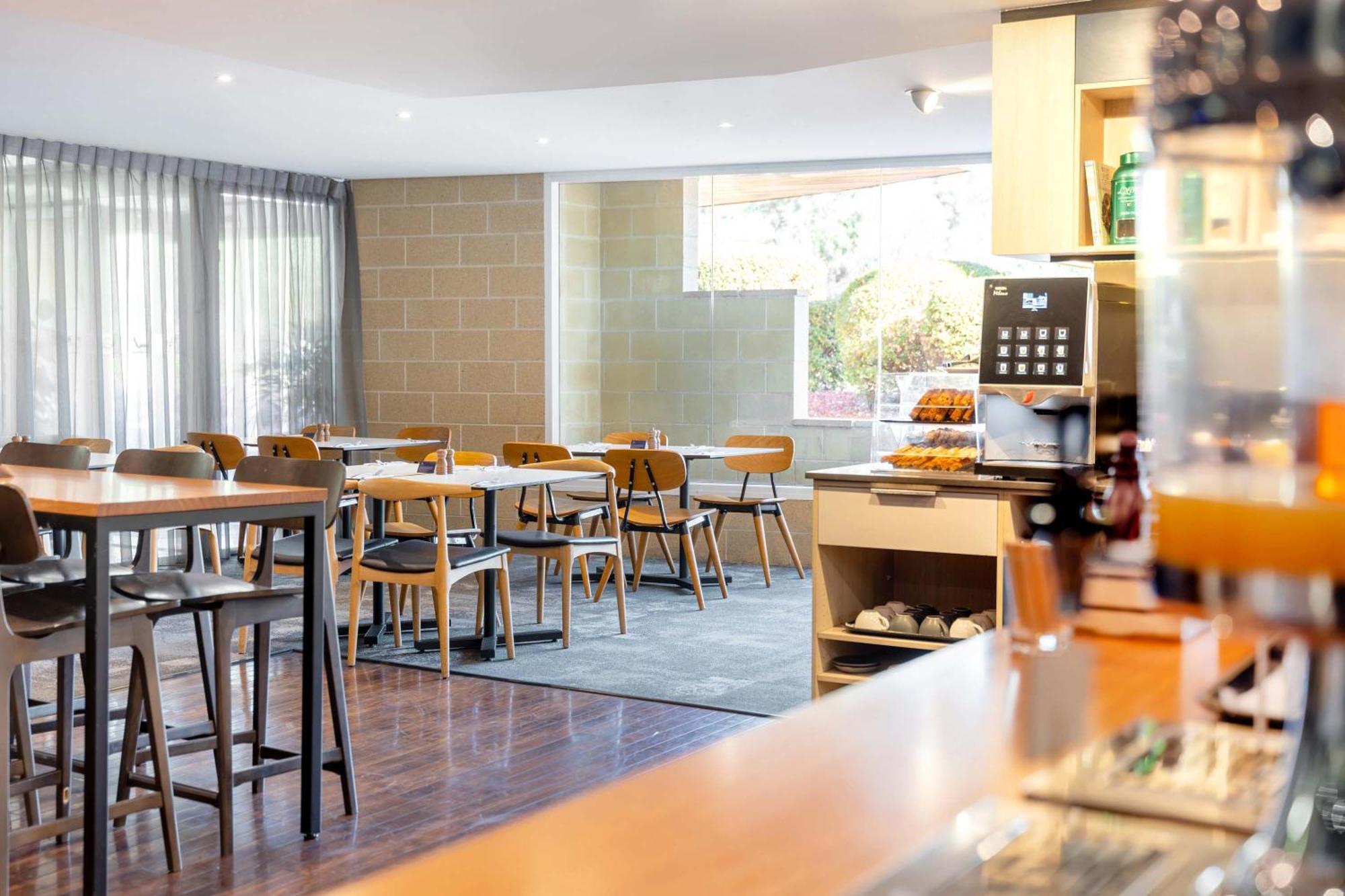 Mantra On Northbourne Aparthotel Canberra Eksteriør bilde