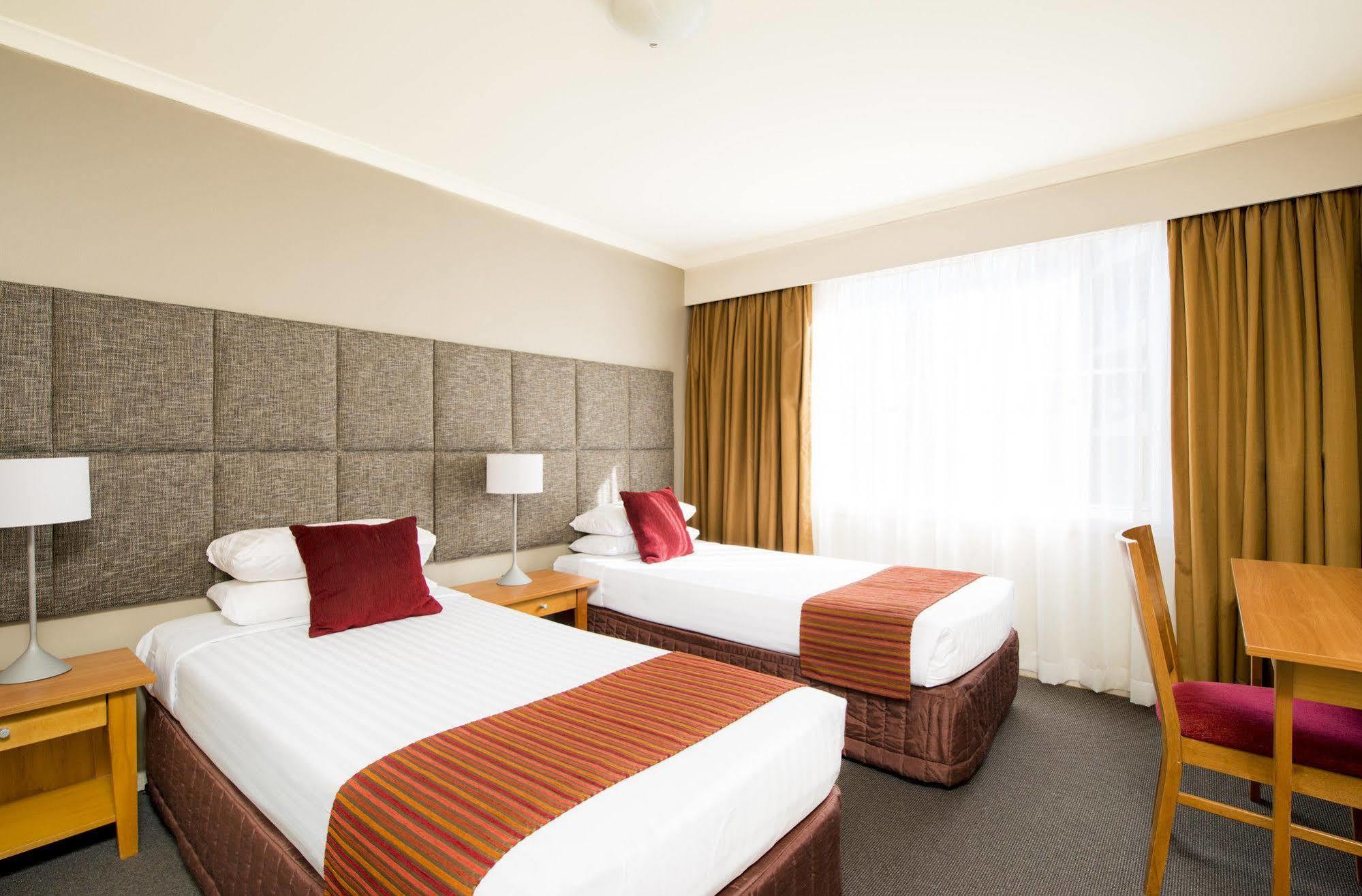 Mantra On Northbourne Aparthotel Canberra Eksteriør bilde